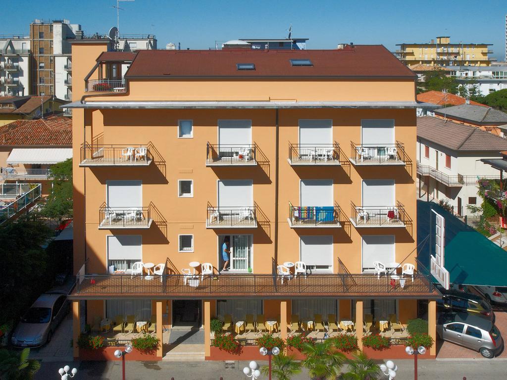 Pensione Villa Joli Lido di Jesolo Kültér fotó