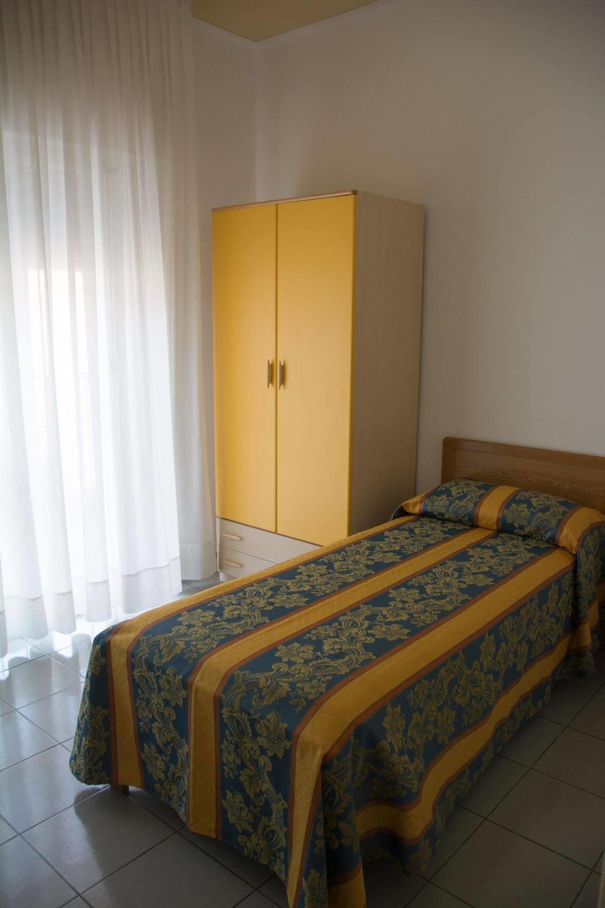 Pensione Villa Joli Lido di Jesolo Kültér fotó